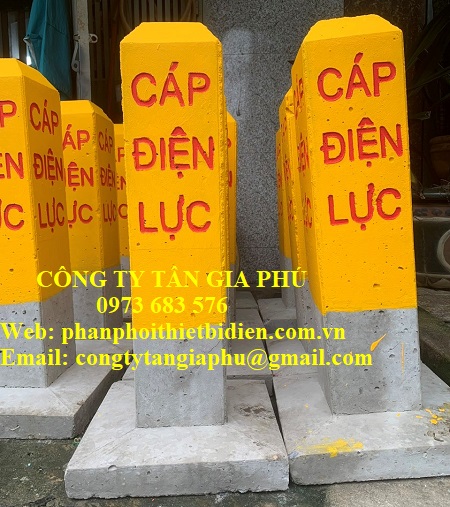 cọc cáp điện lực có chân đế